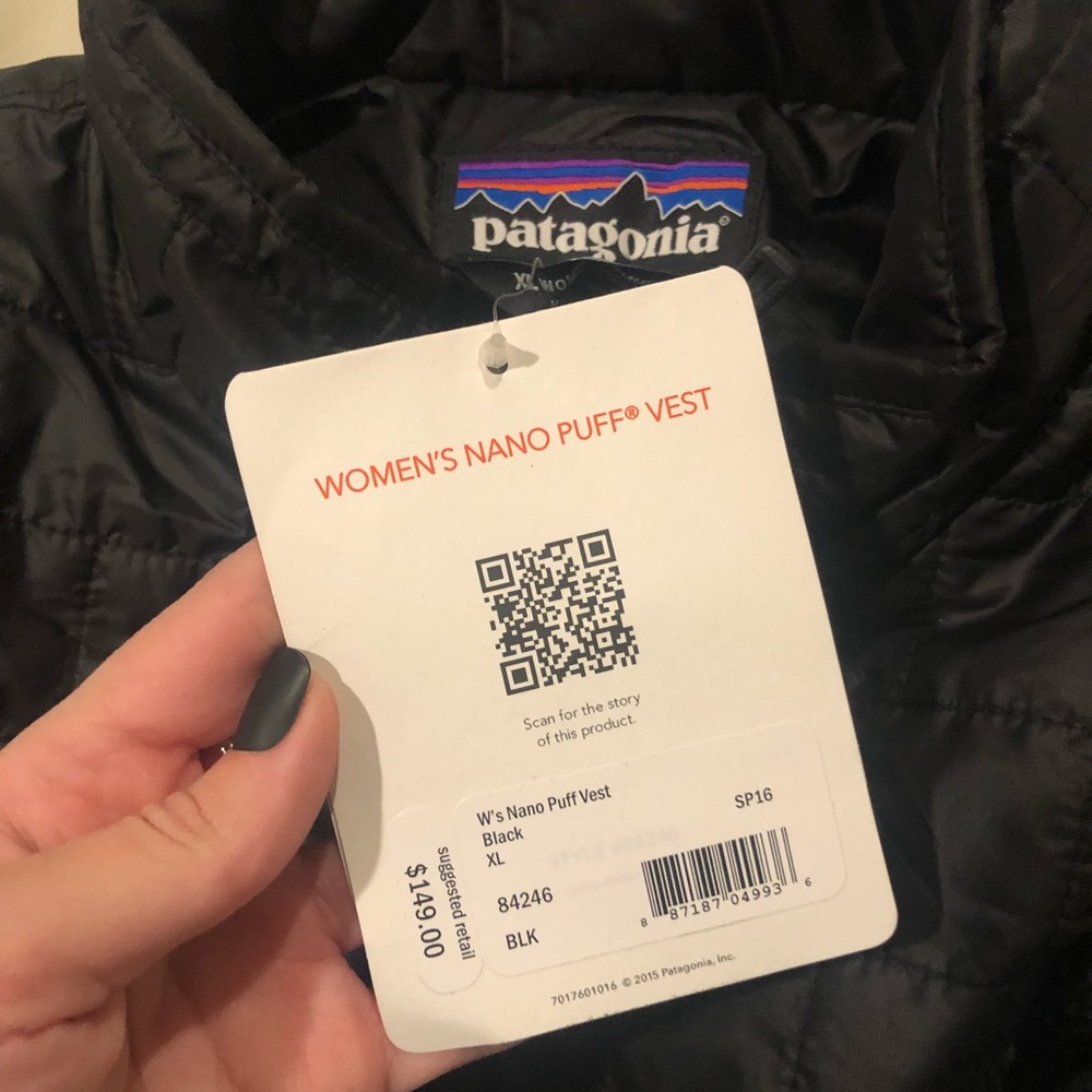 Patagonia woman’s nano puff vest - Picture 3 of 4